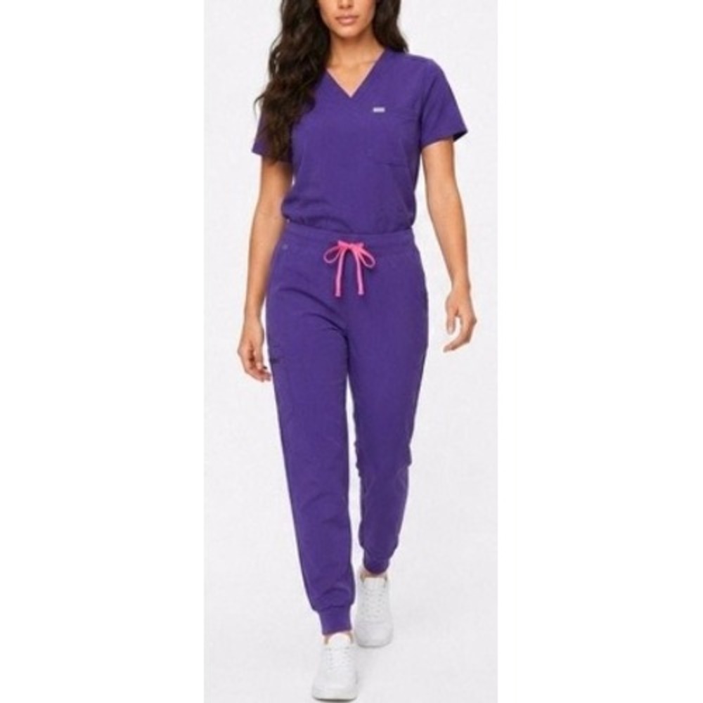 FIGS Technical Collection Purple V-Neck Scrub Top and Jogger Pants Set Size M